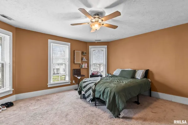 $135,000 | 135 North State Street, Springfield, IL 62702