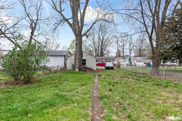 $135,000 | 135 North State Street, Springfield, IL 62702