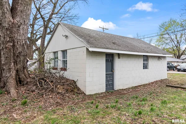 $135,000 | 135 North State Street, Springfield, IL 62702