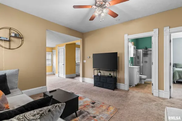 $135,000 | 135 North State Street, Springfield, IL 62702