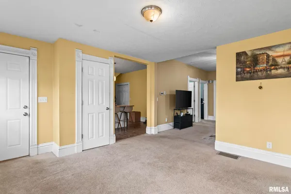 $135,000 | 135 North State Street, Springfield, IL 62702