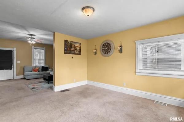 $135,000 | 135 North State Street, Springfield, IL 62702