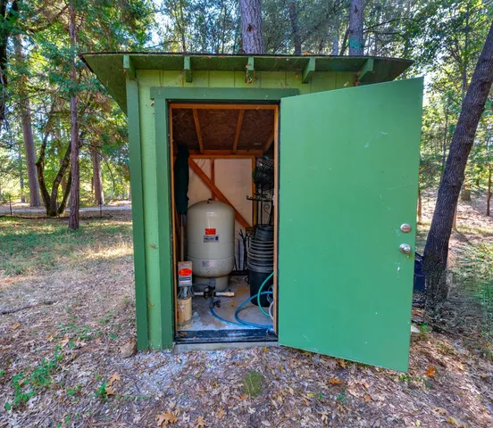 a view of outdoor space with trees