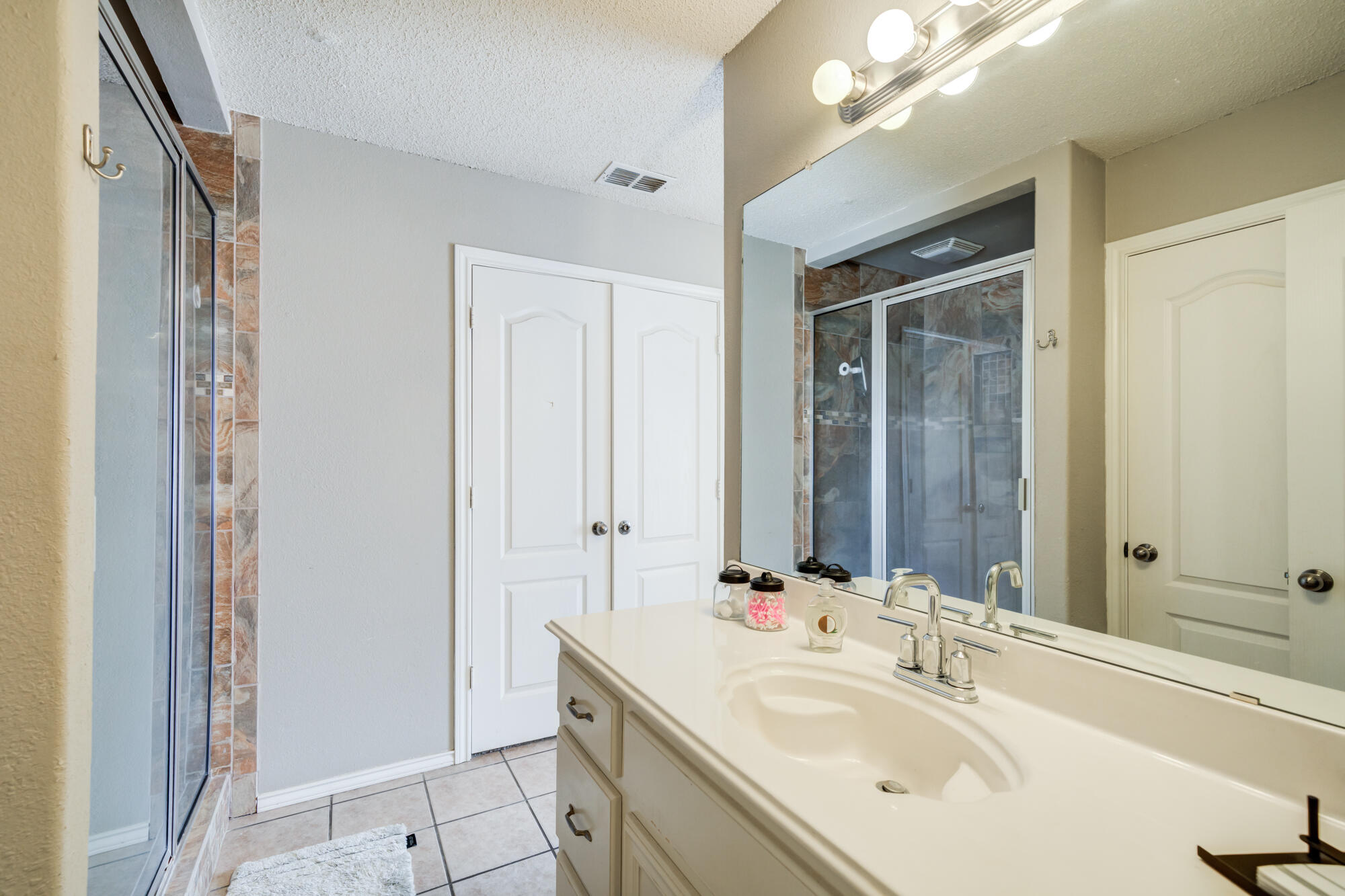6715 9th Street Lubbock, TX 79416 - Photo 25 of 43 DSC08686_87_88_89_90