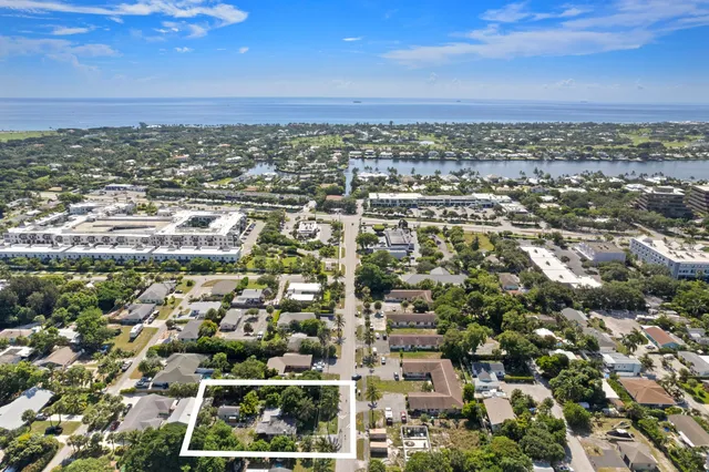 $1,800 | 1831 Juno Road, Unit B, North Palm Beach, FL 33408