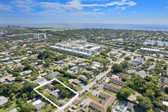 $1,800 | 1831 Juno Road, Unit B, North Palm Beach, FL 33408