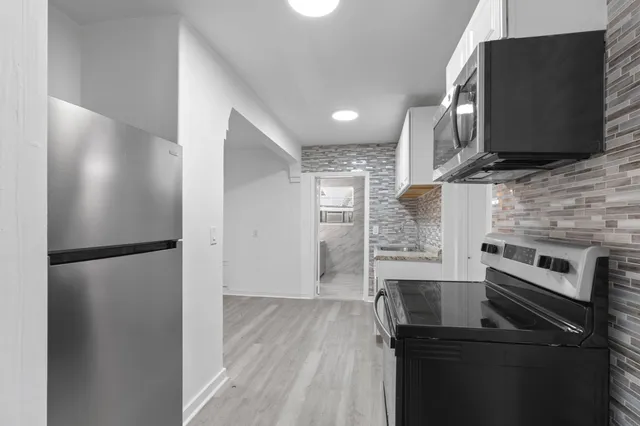 $1,800 | 1831 Juno Road, Unit B, North Palm Beach, FL 33408