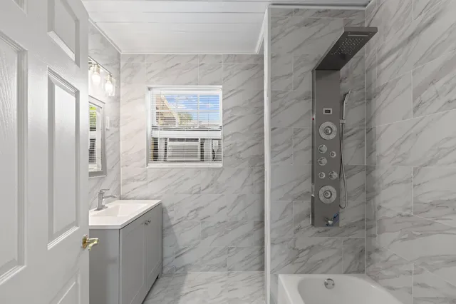 $1,800 | 1831 Juno Road, Unit B, North Palm Beach, FL 33408