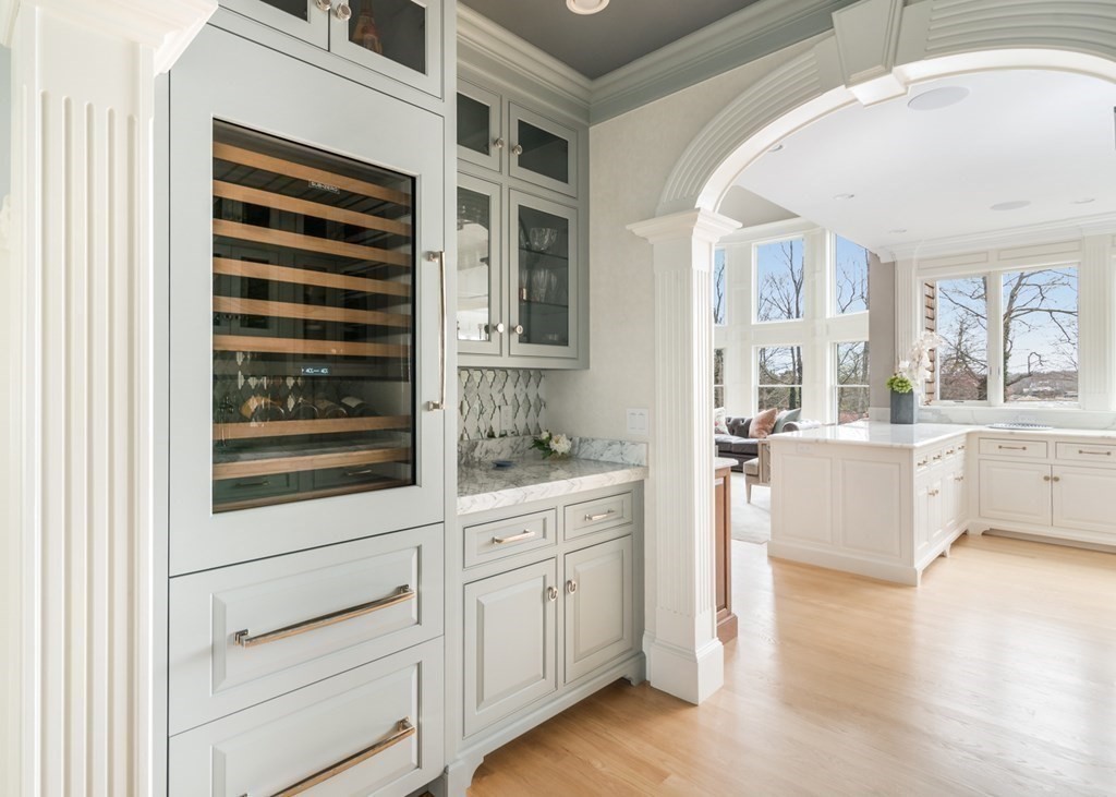 71 Nichols Road Cohasset, MA 02025 - Photo 12 of 41 Gallery Image 12
