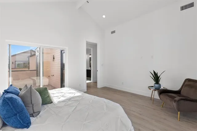 $3,350 | 723 West 10th Street, Unit 102, Dallas, TX 75208