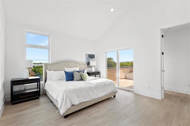 $3,350 | 723 West 10th Street, Unit 102, Dallas, TX 75208