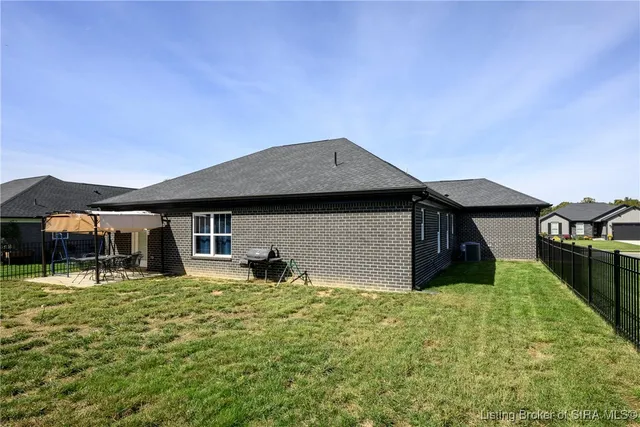 $324,900 | 610 Lonely Street, Memphis, IN 47143