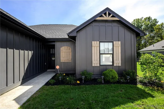 $324,900 | 610 Lonely Street, Memphis, IN 47143