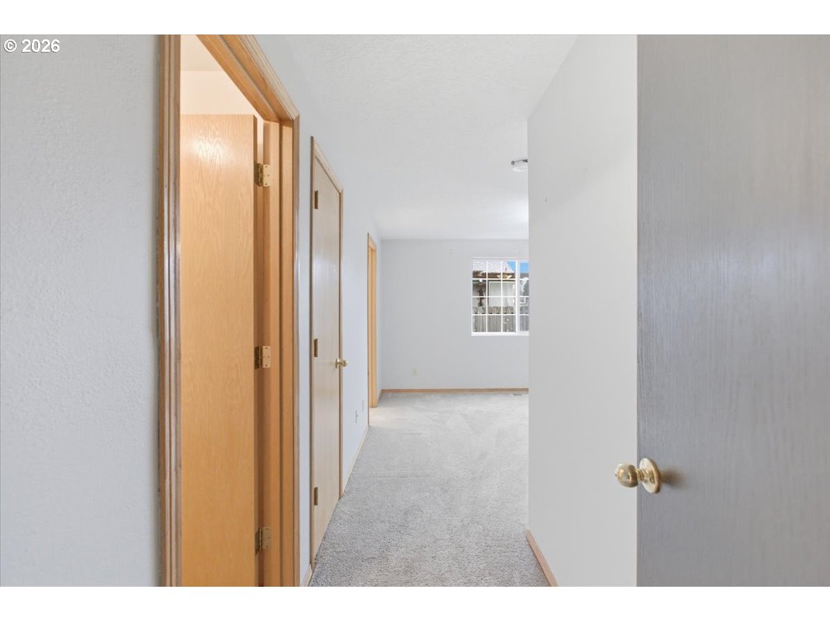 425 Timber Street Southeast Albany, OR 97322 - Photo 13 of 47