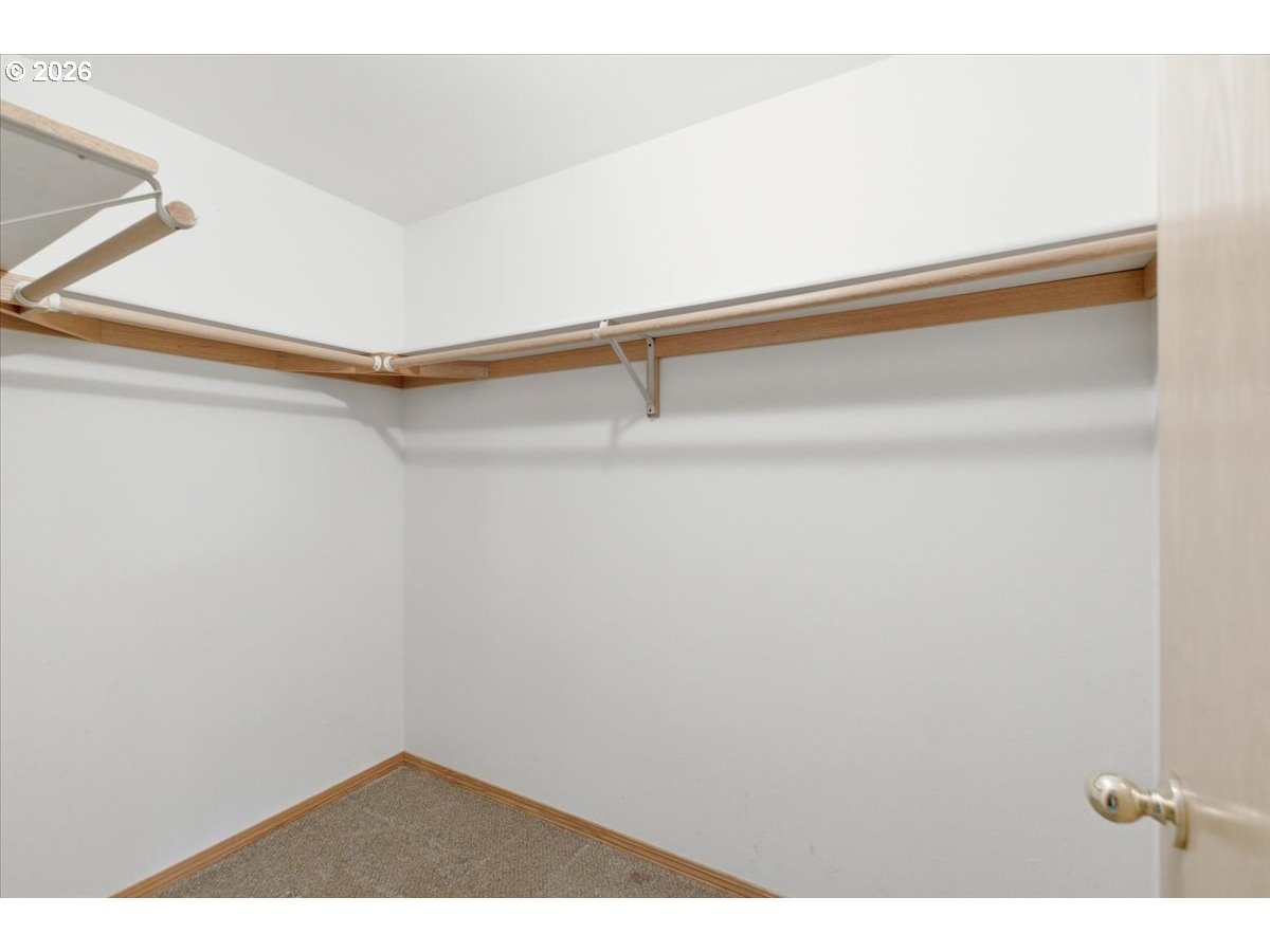 425 Timber Street Southeast Albany, OR 97322 - Photo 21 of 47