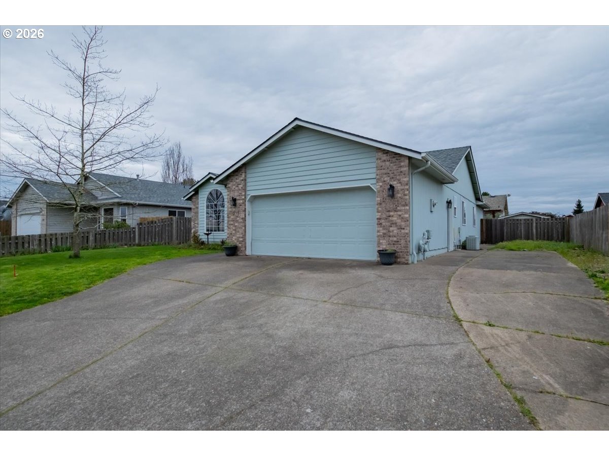 425 Timber Street Southeast Albany, OR 97322 - Photo 22 of 47