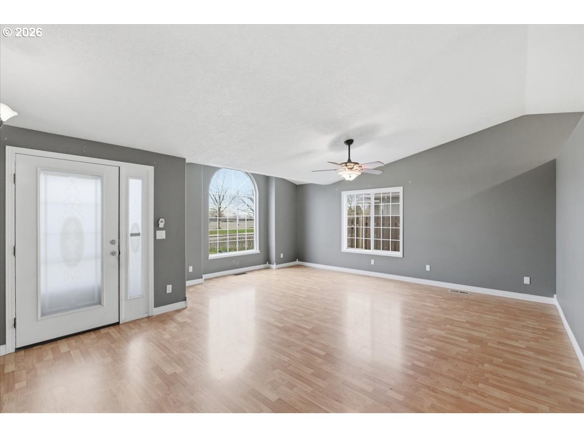 425 Timber Street Southeast Albany, OR 97322 - Photo 43 of 47