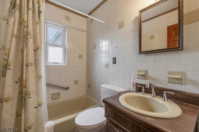 $589,000 | 27-02 Urban Place, Fair Lawn, NJ 07410