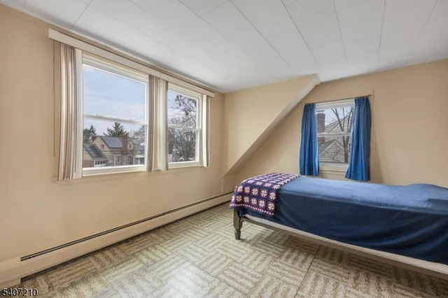 $589,000 | 27-02 Urban Place, Fair Lawn, NJ 07410