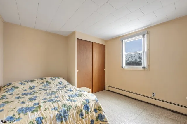 $589,000 | 27-02 Urban Place, Fair Lawn, NJ 07410