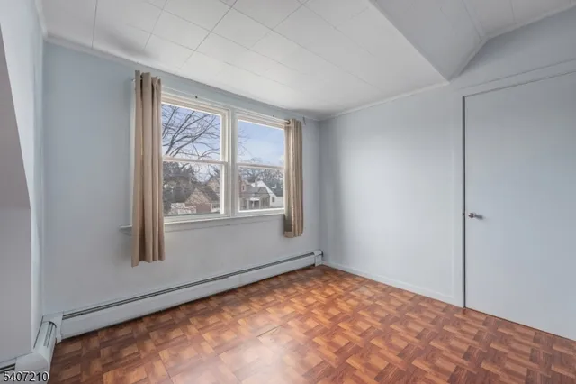 $589,000 | 27-02 Urban Place, Fair Lawn, NJ 07410