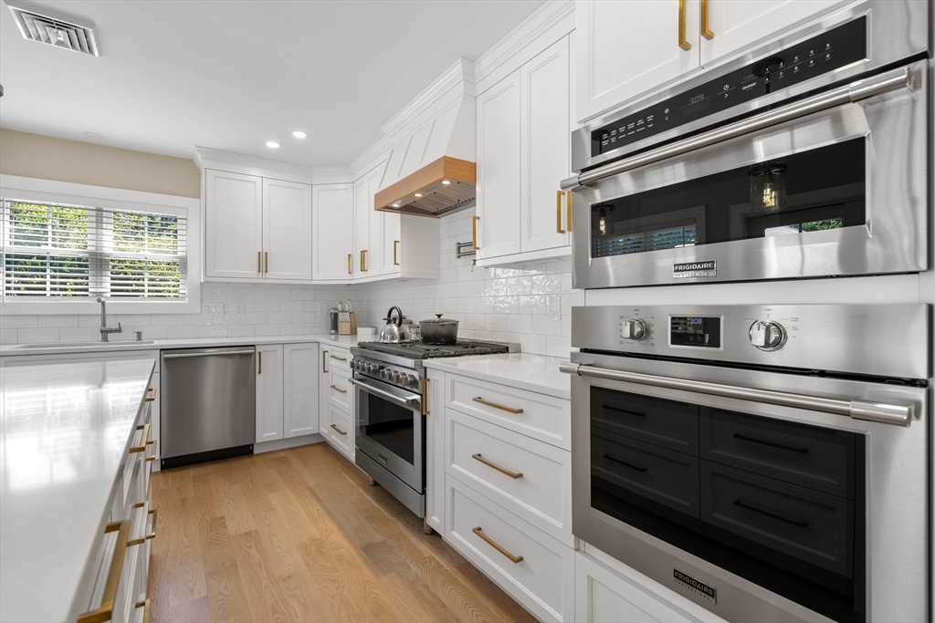 22 Kettering Road Norwood, MA 02062 - Photo 14 of 40 Gallery Image 14