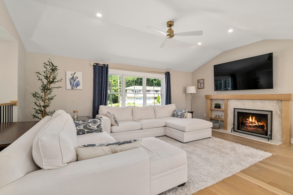 22 Kettering Road Norwood, MA 02062 - Photo 18 of 40 Gallery Image 18