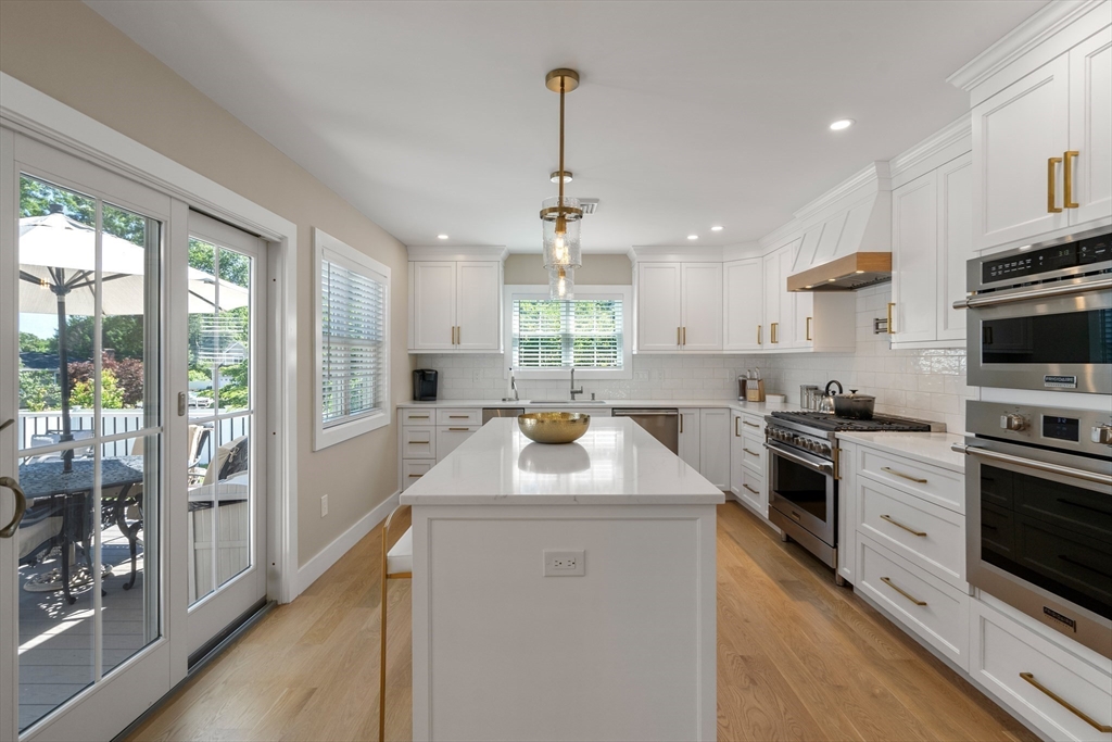 22 Kettering Road Norwood, MA 02062 - Photo 3 of 40 Gallery Image 3