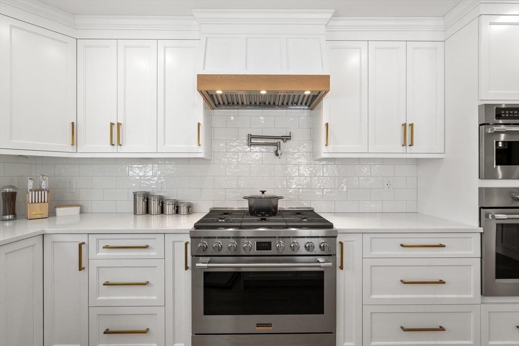 22 Kettering Road Norwood, MA 02062 - Photo 10 of 40 Gallery Image 10