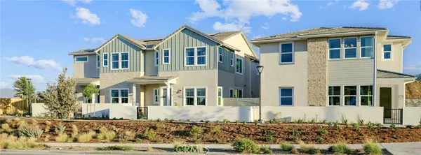 $704,990 | 27309 Black Walnut Place, Valencia, CA 91381