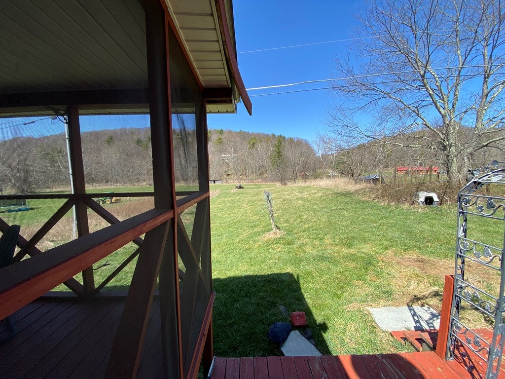 1358 6 Farm Road Tazewell, VA 24651 - Photo 21 of 22 Gallery Image 21