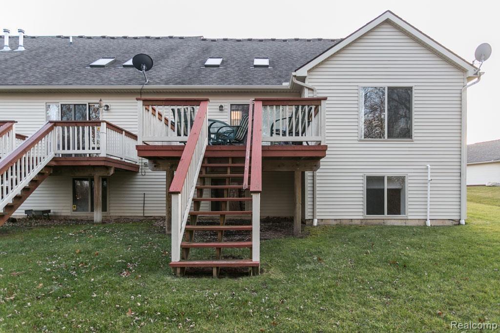 4720 Summer Ridge Drive, Unit 33 Howell, MI 48843 - Photo 28 of 34 4Y0A7136.jpg