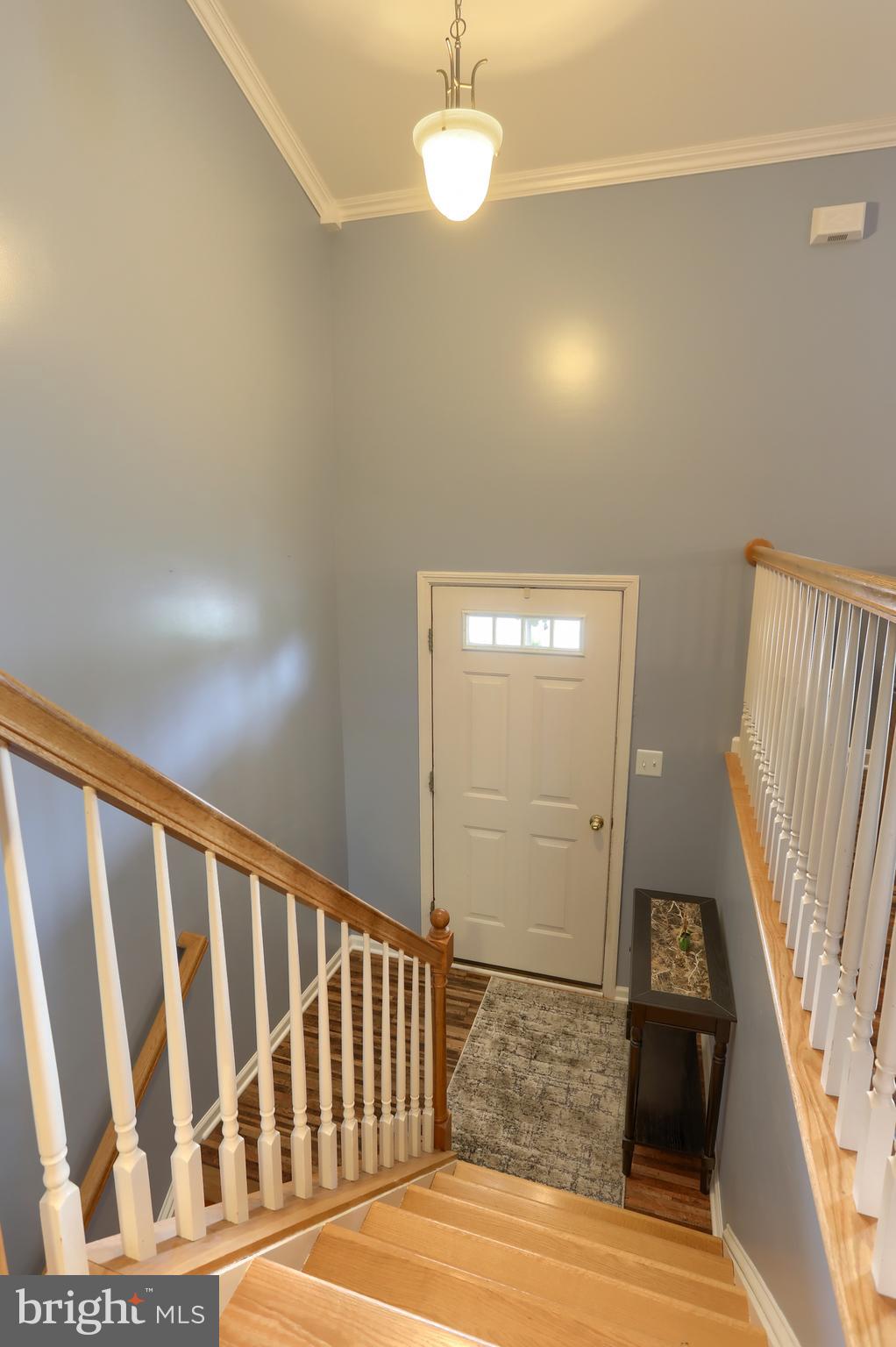 509 Fox Ridge Lane Lebanon, PA 17042 - Photo 4 of 39 Foyer. Cathedral ceiling