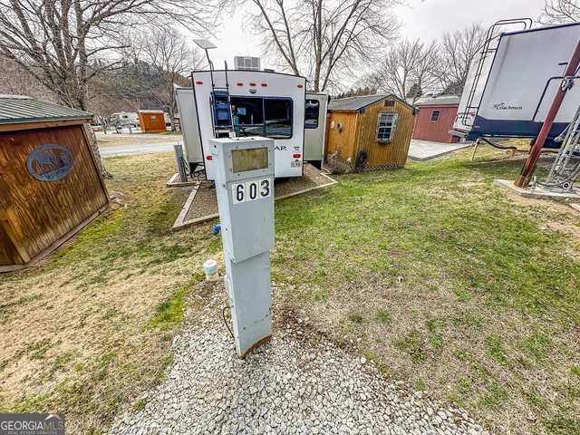 a street sign that is on the side of the road