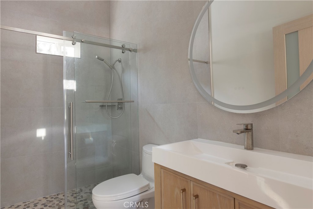 1885 Kashlan Road La Habra Heights, CA 90631 - Photo 40 of 44 Guest House bathroom