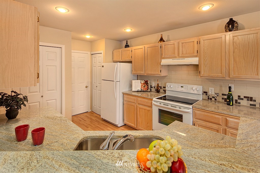 23101 15th Avenue Southeast, Unit A4 Bothell, WA 98021 - Photo 6 of 18 Gallery Image 6