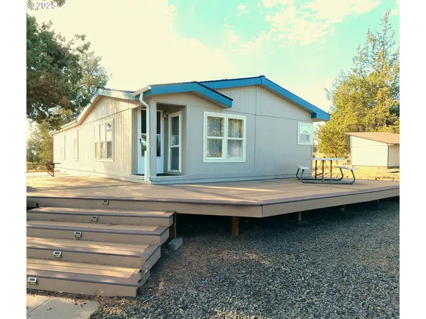 $339,500 | 12705 Southwest Airfield Lane, Culver, OR 97734