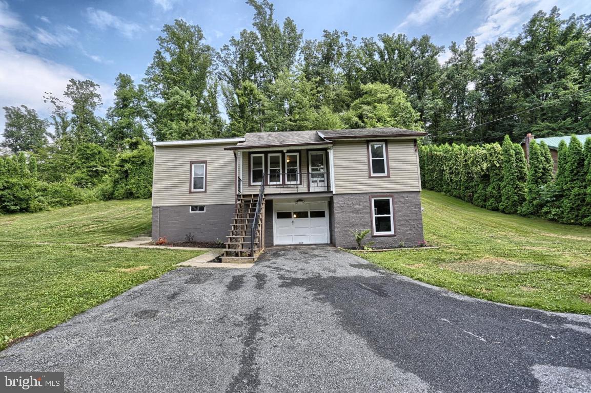 878 Mt Wilson Road Lebanon, PA 17042 - Photo 2 of 26 Gallery Image 2