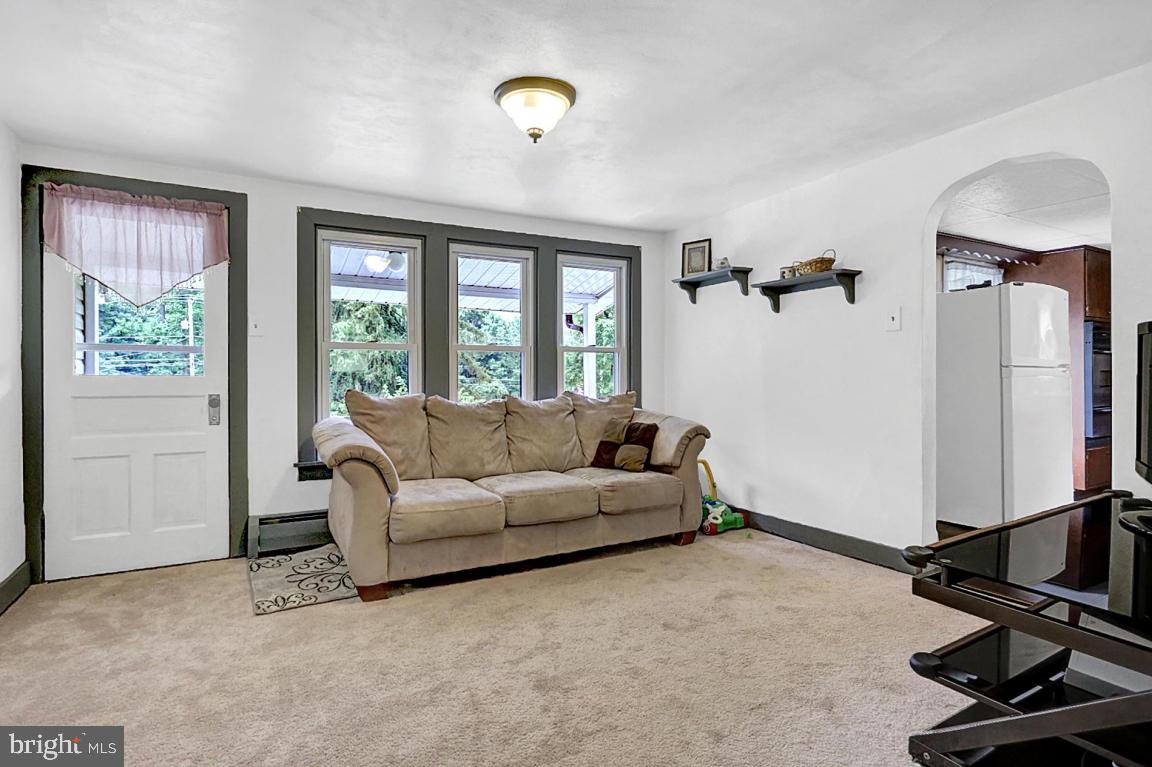 878 Mt Wilson Road Lebanon, PA 17042 - Photo 6 of 26 Gallery Image 6