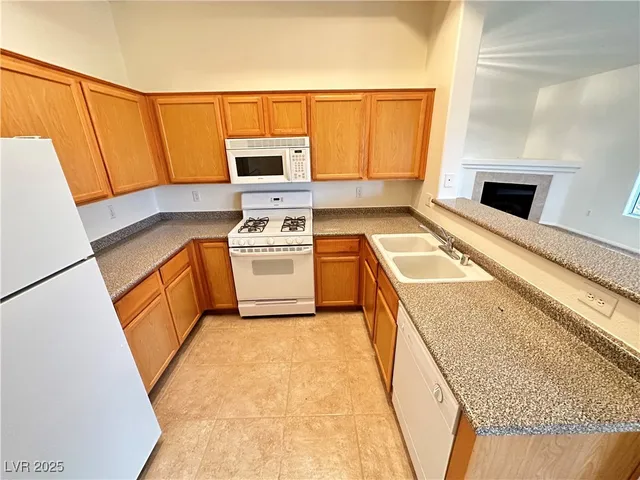 $269,000 | 3354 Indian Shadow Street, Unit 203, Las Vegas, NV 89129