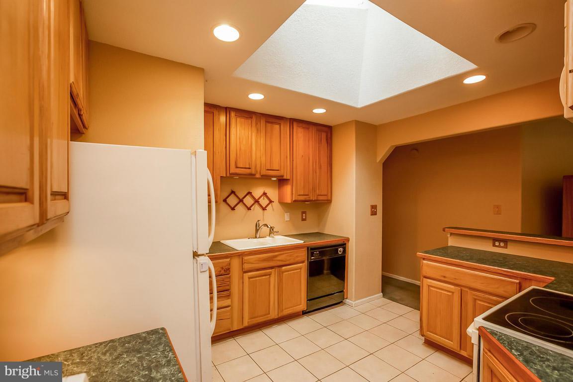 219 Mountain Road Pasadena, MD 21122 - Photo 14 of 30 Kitchen