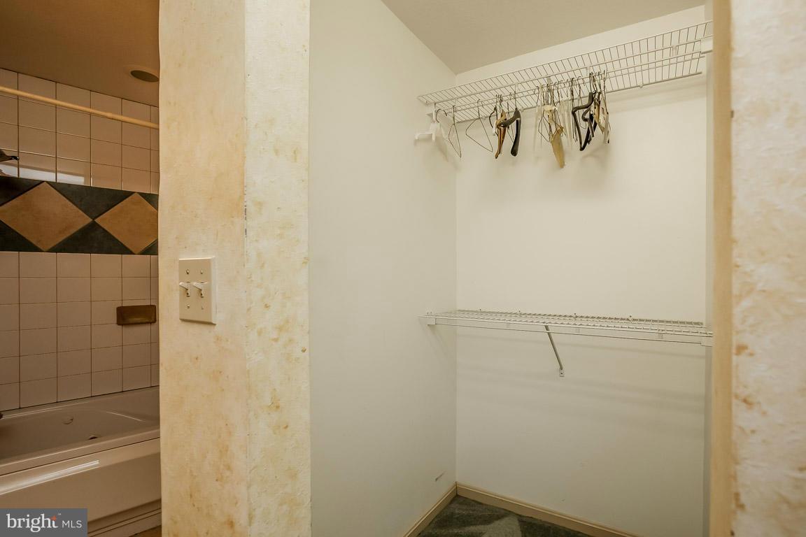 219 Mountain Road Pasadena, MD 21122 - Photo 20 of 30 Interior (General)