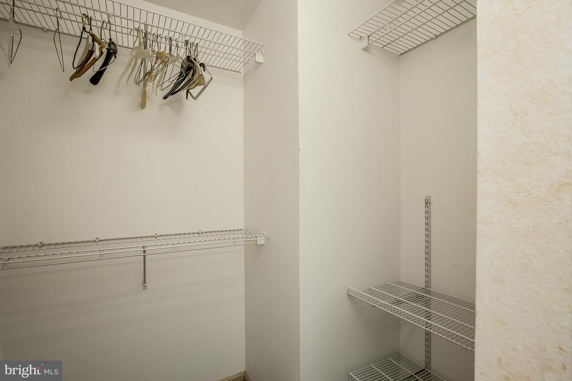 219 Mountain Road Pasadena, MD 21122 - Photo 21 of 30 Interior (General)