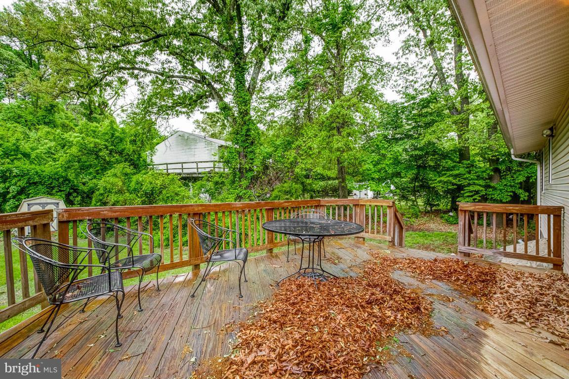 219 Mountain Road Pasadena, MD 21122 - Photo 5 of 30 Exterior (General)