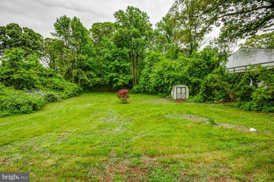 219 Mountain Road Pasadena, MD 21122 - Photo 7 of 30 Exterior (Rear)
