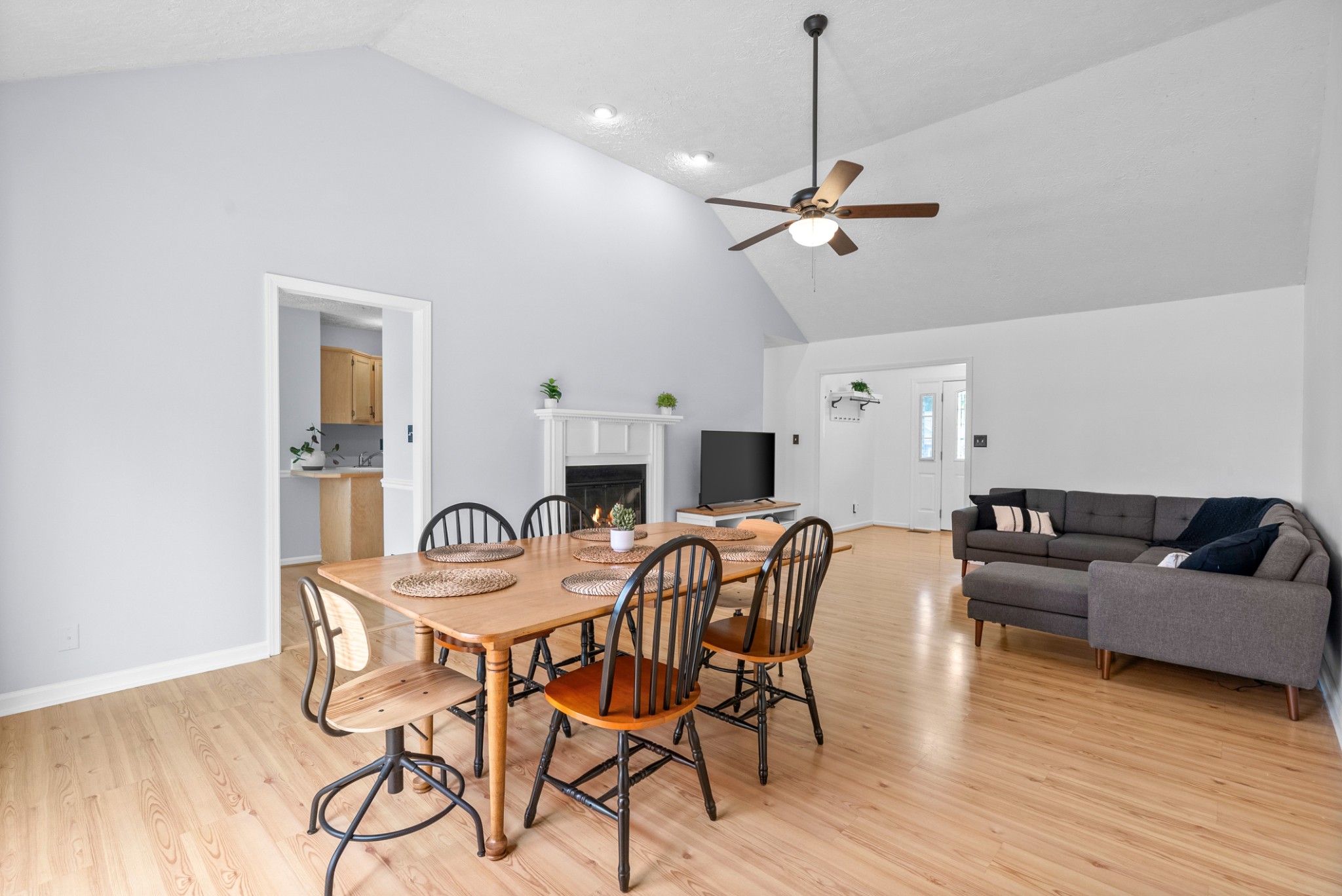 3400 North Henderson Way Clarksville, TN 37042 - Photo 12 of 36 Gallery Image 12