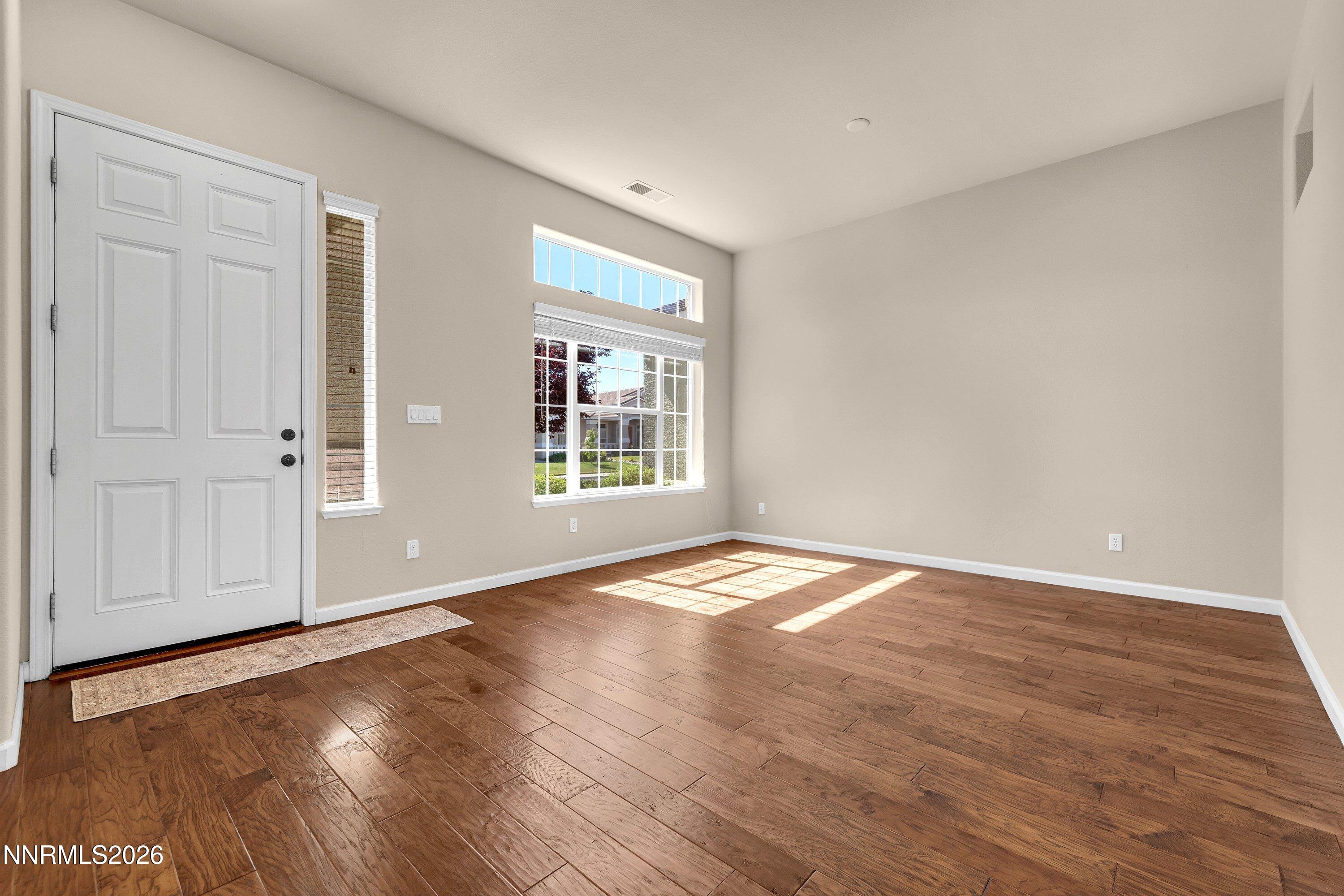 10225 Donnay Court Reno, NV 89521 - Photo 7 of 45 012-014-010-3000x2000