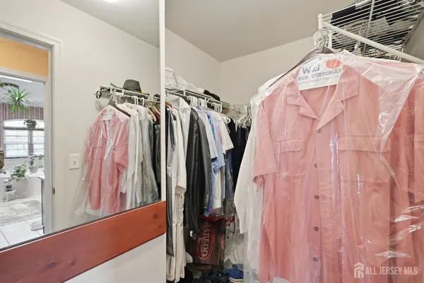 $575,000 | 14 Linda Court, South Amboy, NJ 08879