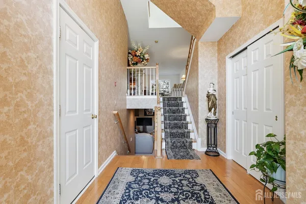 $575,000 | 14 Linda Court, South Amboy, NJ 08879