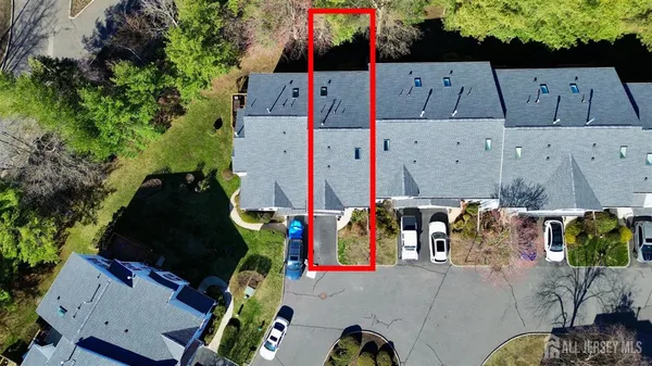 $575,000 | 14 Linda Court, South Amboy, NJ 08879